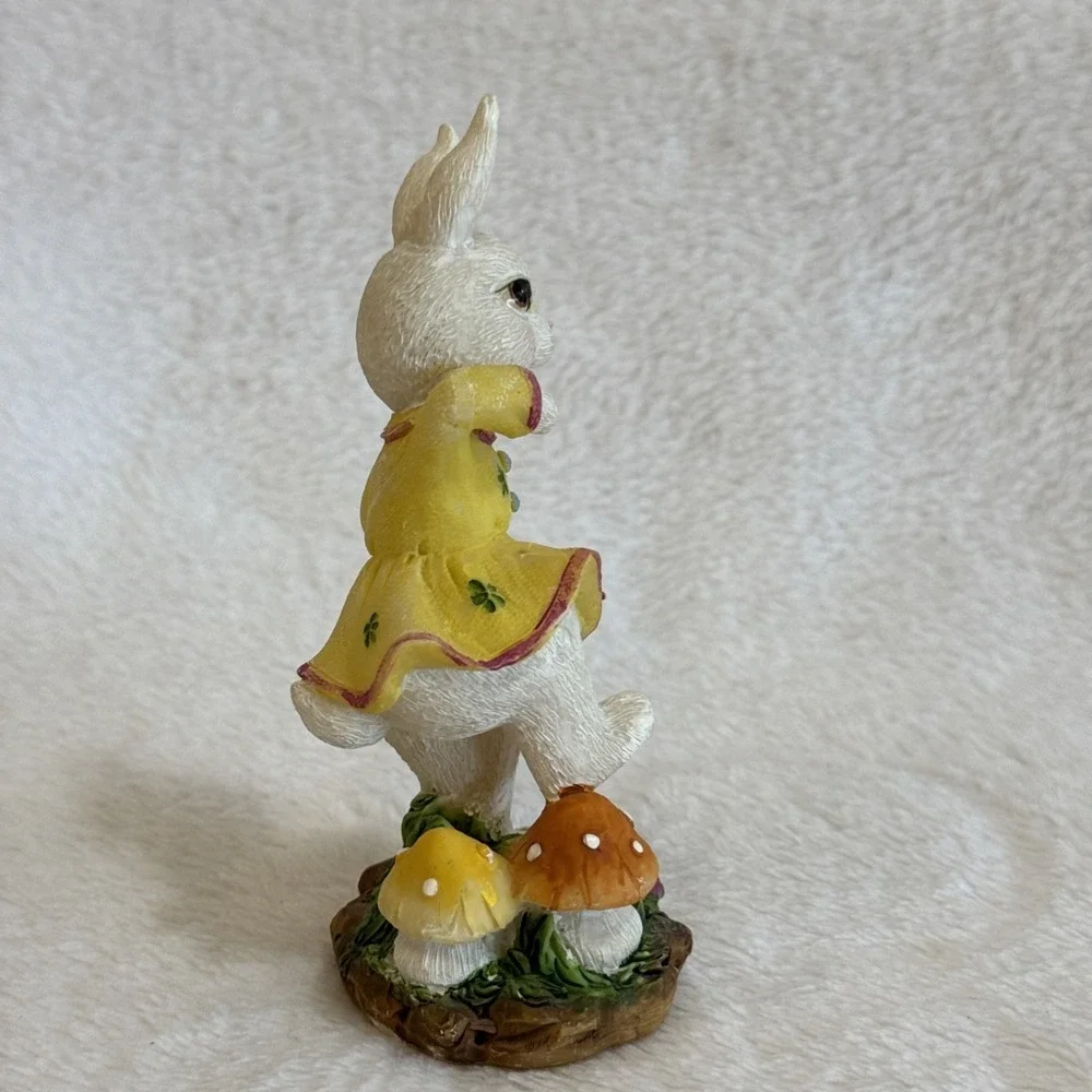 Bunny Gardens Backyard‎ Bunnies Limited Ed Rabbit Figurine Yellow Dress 4.75